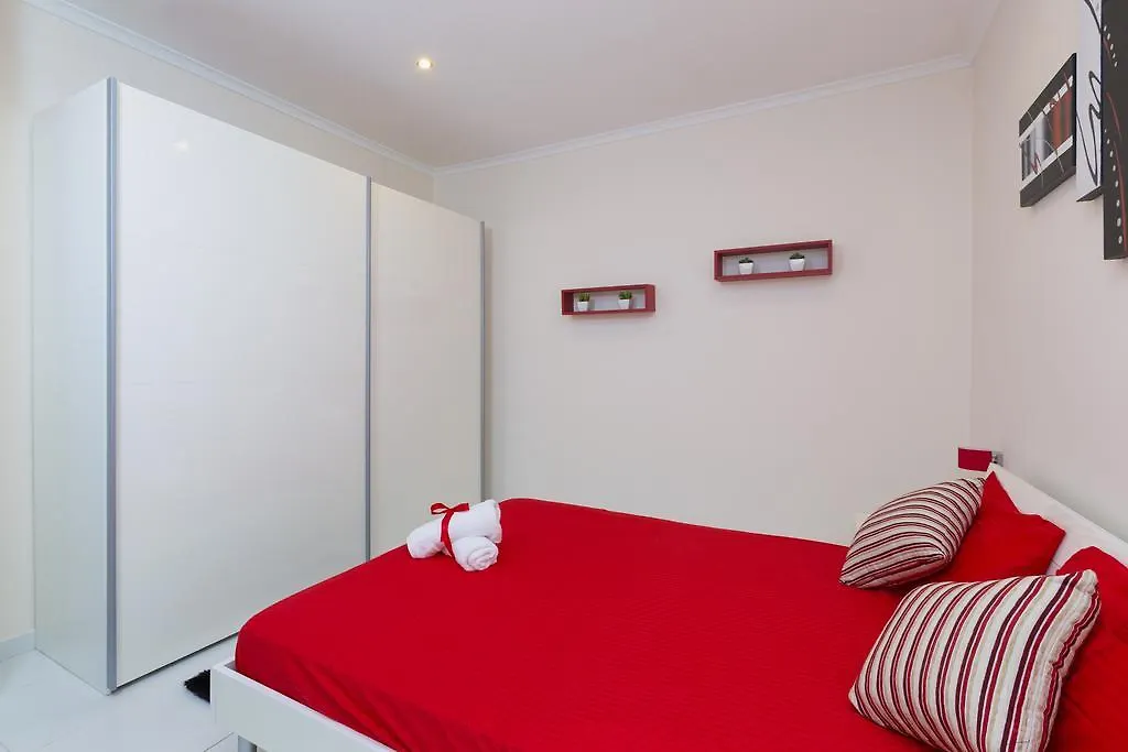 Marsascala 2 Bedroom Apartment Close To Beach! Hpi 6768 Marsaskala