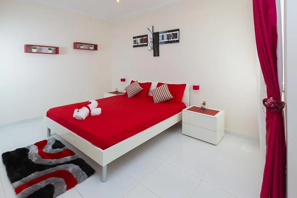 Marsascala 2 Bedroom Apartment Close To Beach! Hpi 6768 Marsaskala